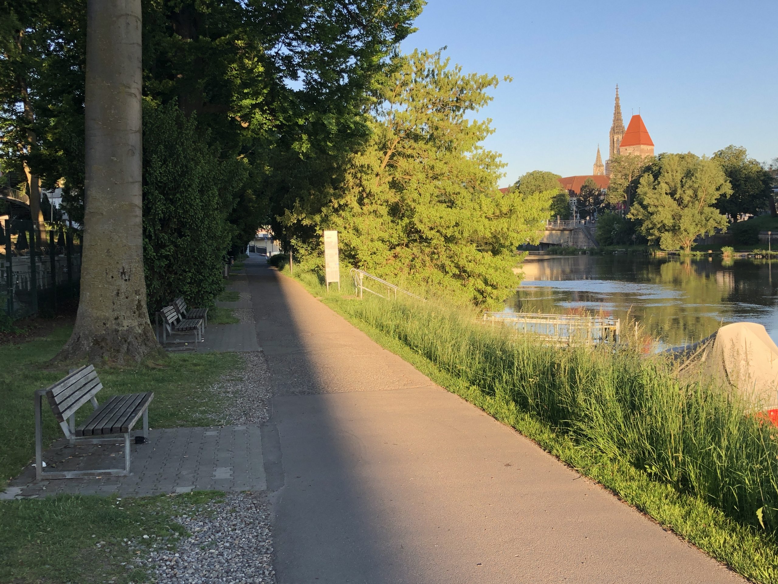 Neugestaltung des Donauuferweges zwischen Gänstor-Unterführung und Kantstraße